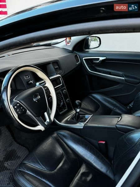 Универсал Volvo V60 2011 в Львове
