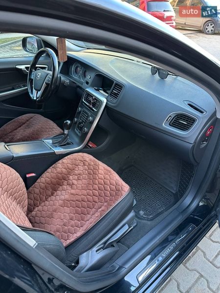Универсал Volvo V60 2011 в Хмельницком