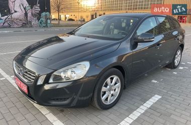 Универсал Volvo V60 2013 в Луцке