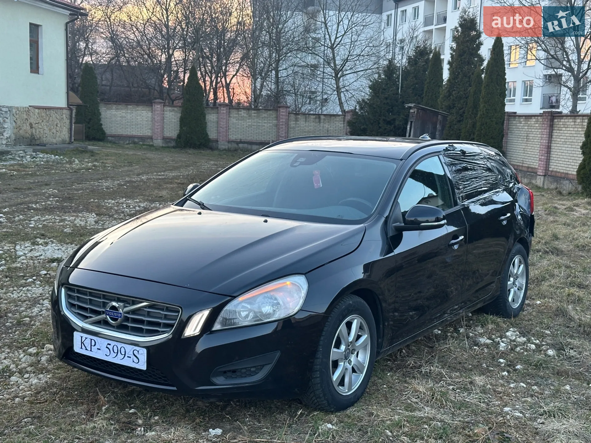 Volvo V60 2011