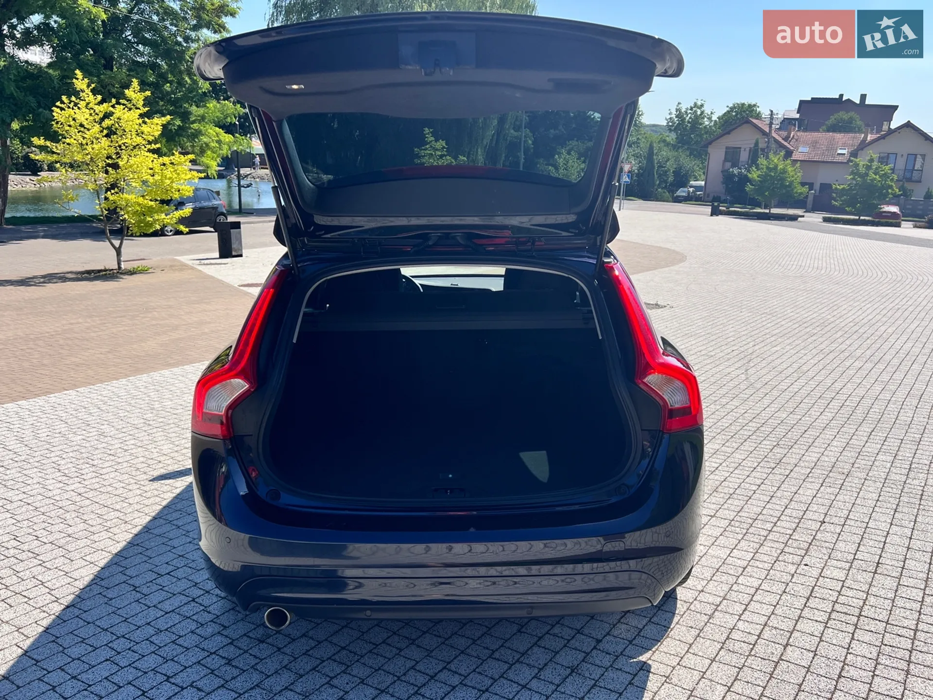 2016 Volvo V60 - мініатюра 33