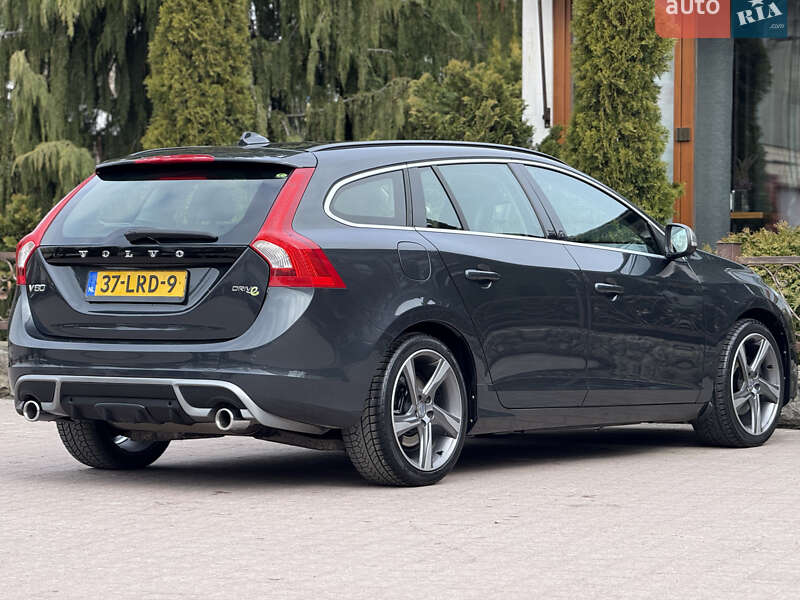 Універсал Volvo V60 2012 в Стрию