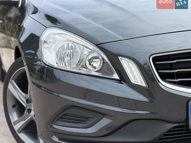 Універсал Volvo V60 2012 в Стрию