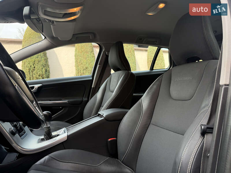 Універсал Volvo V60 2012 в Стрию