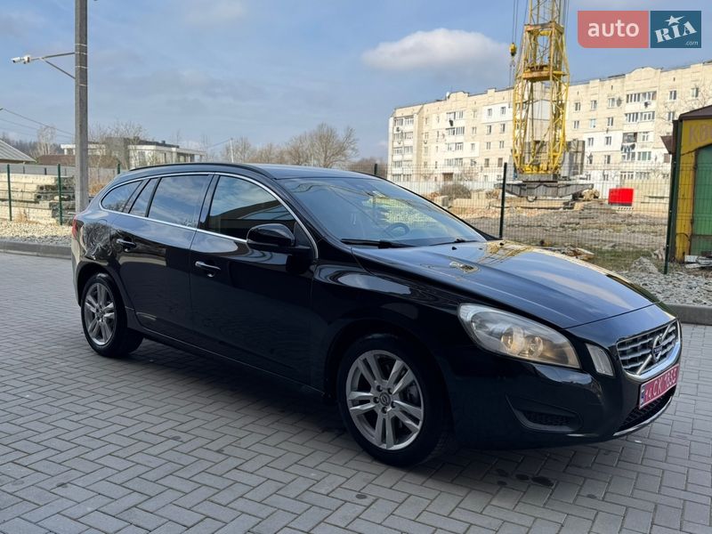 Универсал Volvo V60 2013 в Калуше