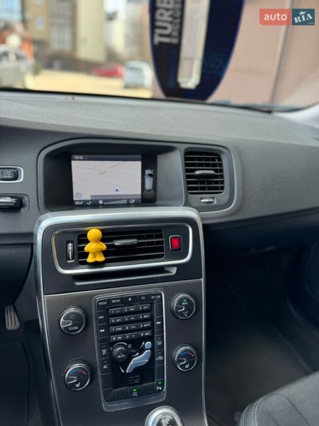 Универсал Volvo V60 2013 в Калуше