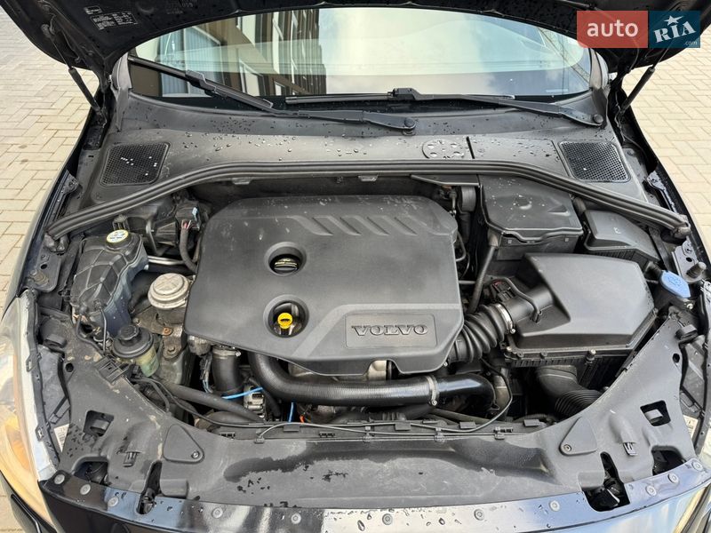 Универсал Volvo V60 2013 в Калуше