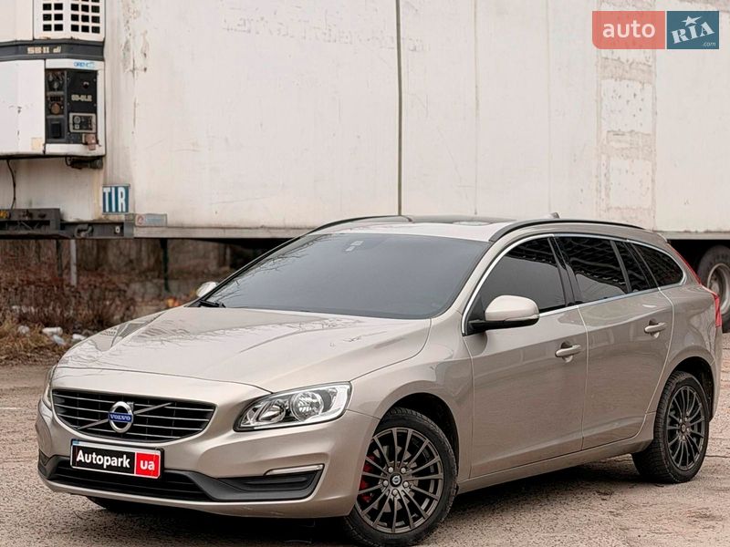 Volvo V60 2015 Volvo V60 2015