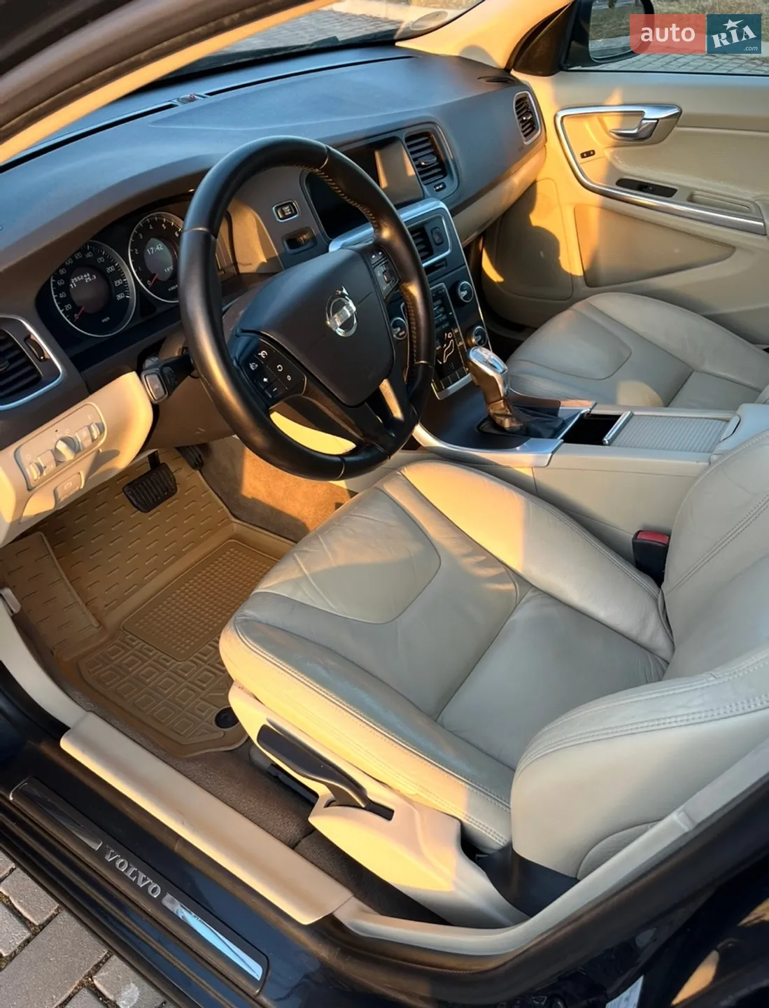 2013 Volvo V60 - мініатюра 14