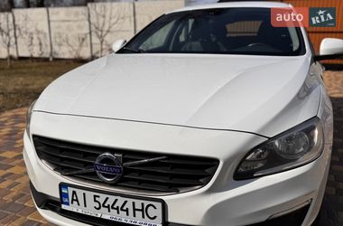 Універсал Volvo V60 2017 в Макарові