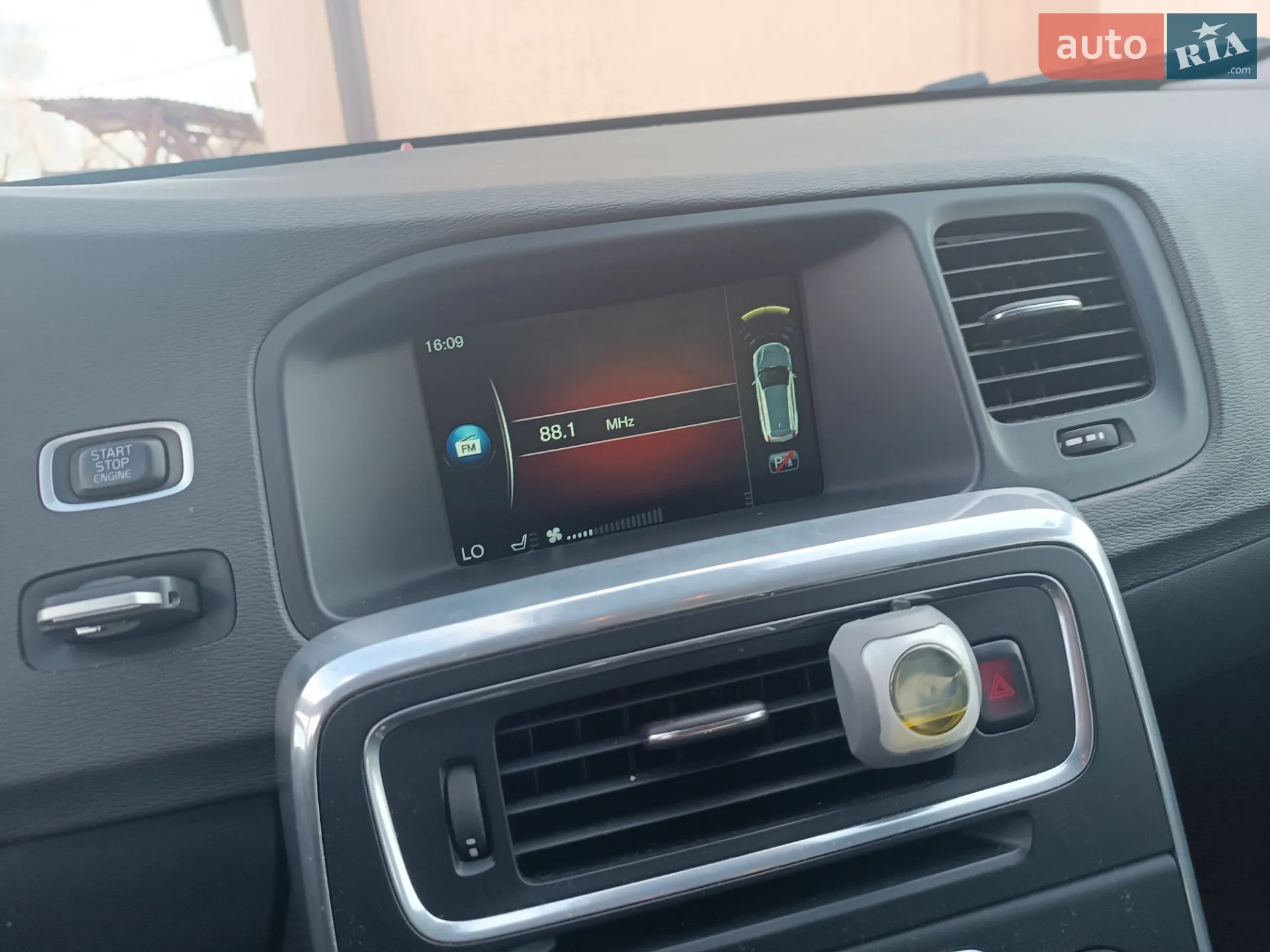 2016 Volvo V60 - мініатюра 26