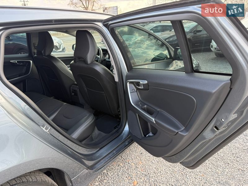 Универсал Volvo V60 2016 в Ровно