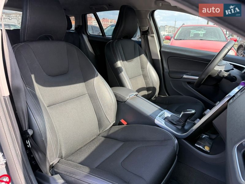 Универсал Volvo V60 2016 в Ровно