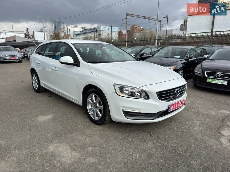 Универсал Volvo V60 2013 в Киеве фото 15 Универсал Volvo V60 2013 в Киеве