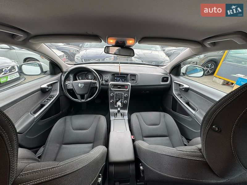 Универсал Volvo V60 2013 в Киеве фото 44 Универсал Volvo V60 2013 в Киеве