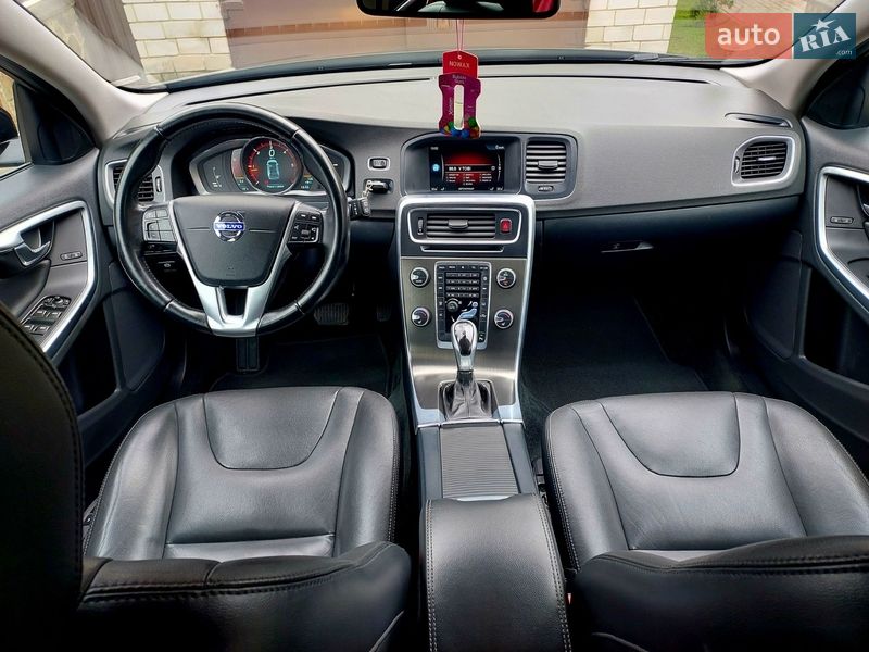 Универсал Volvo V60 2014 в Бродах