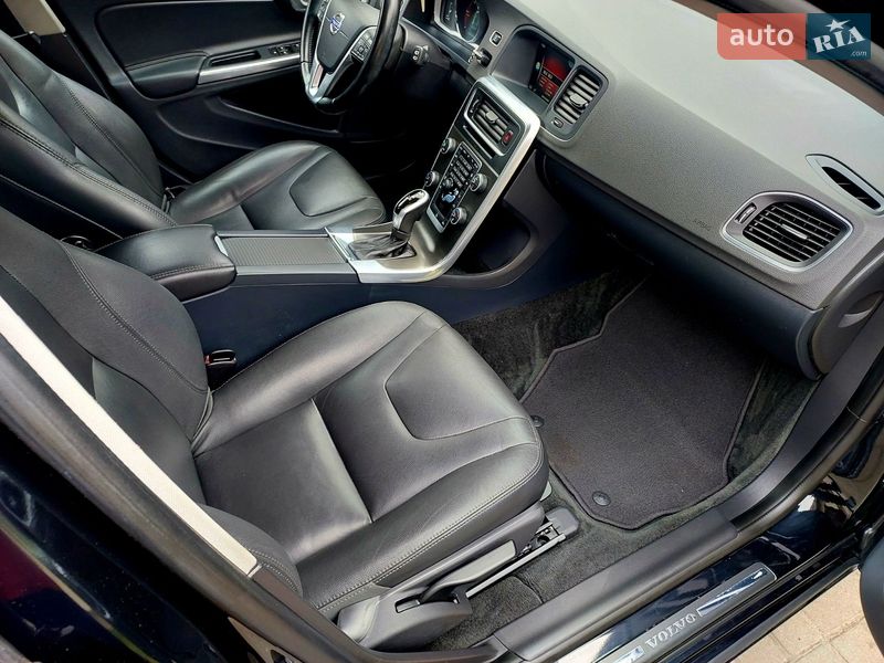 Универсал Volvo V60 2014 в Бродах
