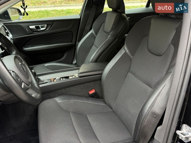 Универсал Volvo V60 2020 в Тернополе фото 48 Универсал Volvo V60 2020 в Тернополе