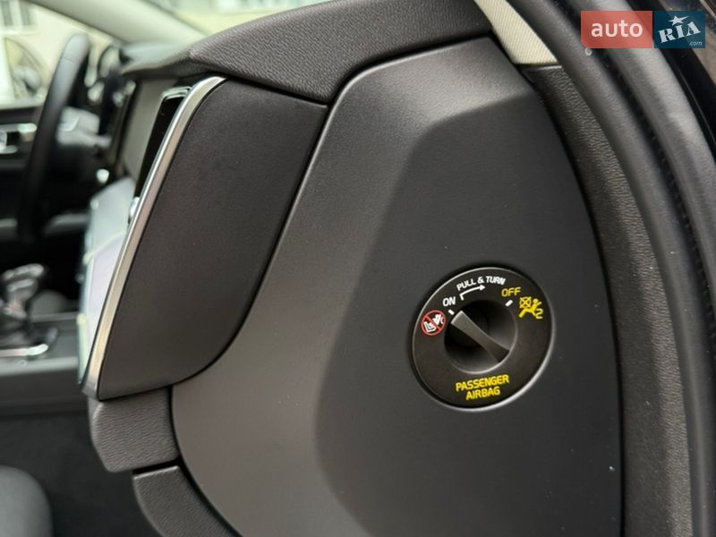 Универсал Volvo V60 2020 в Тернополе фото 71 Универсал Volvo V60 2020 в Тернополе