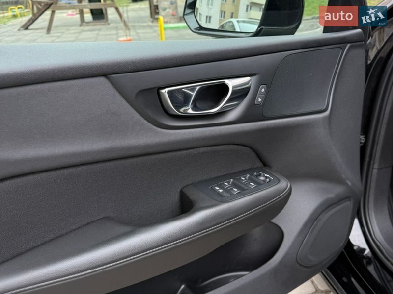 Універсал Volvo V60 2019 в Тернополі