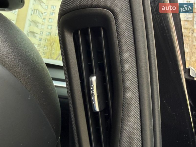 Універсал Volvo V60 2019 в Тернополі