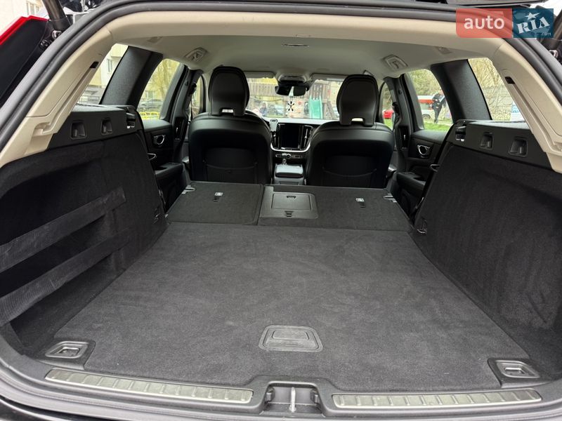 Універсал Volvo V60 2019 в Тернополі