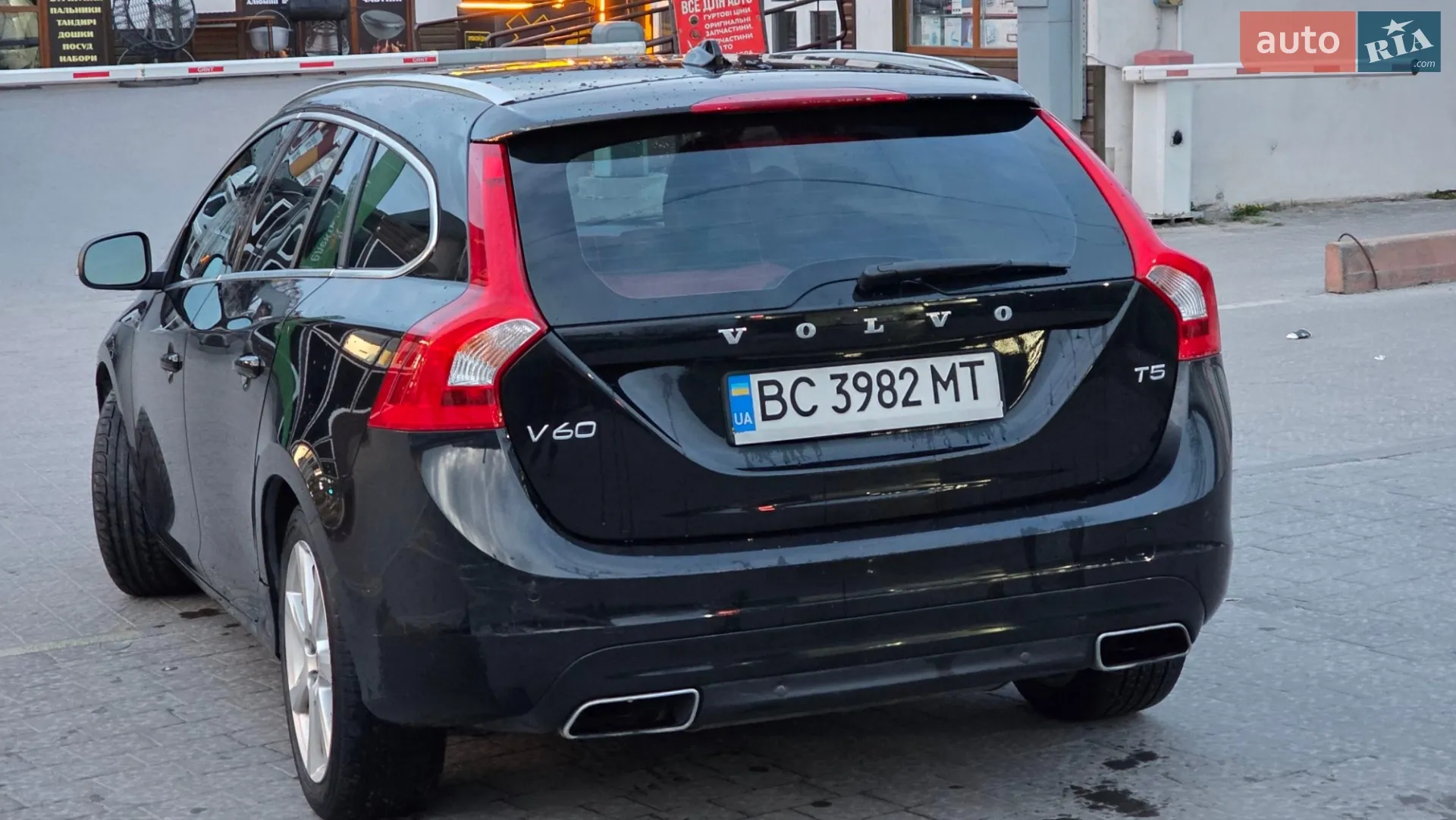 2017 Volvo V60 - мініатюра 5