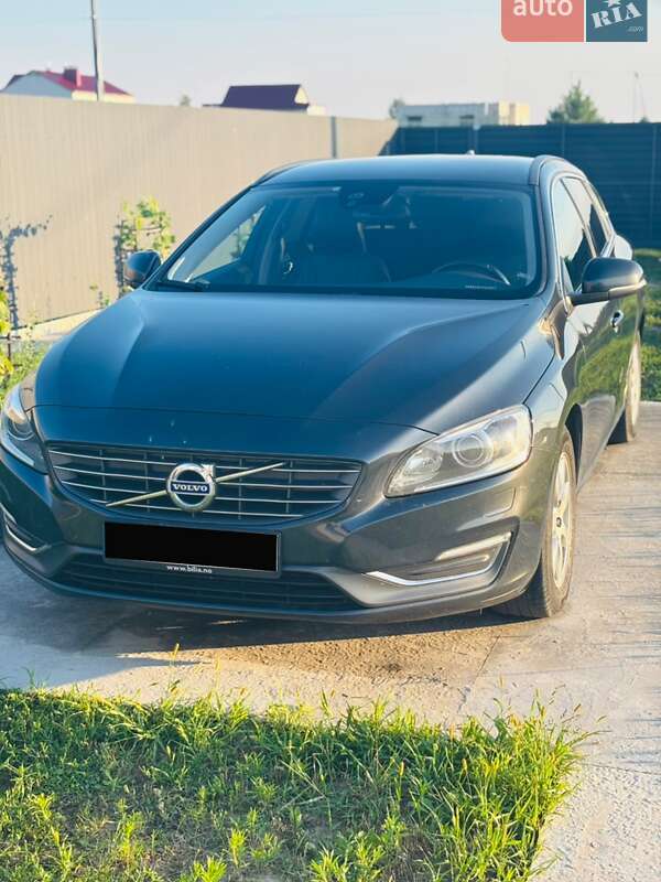 Универсал Volvo V60 2013 в Киеве