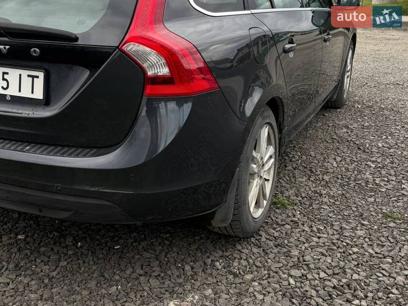 Універсал Volvo V60 2012 в Вараші