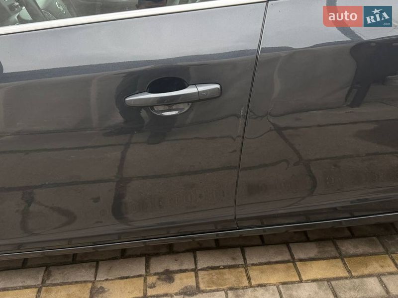 Універсал Volvo V60 2012 в Вараші