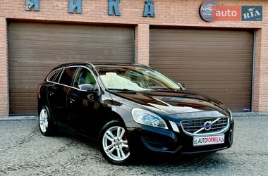 Универсал Volvo V60 2013 в Киеве