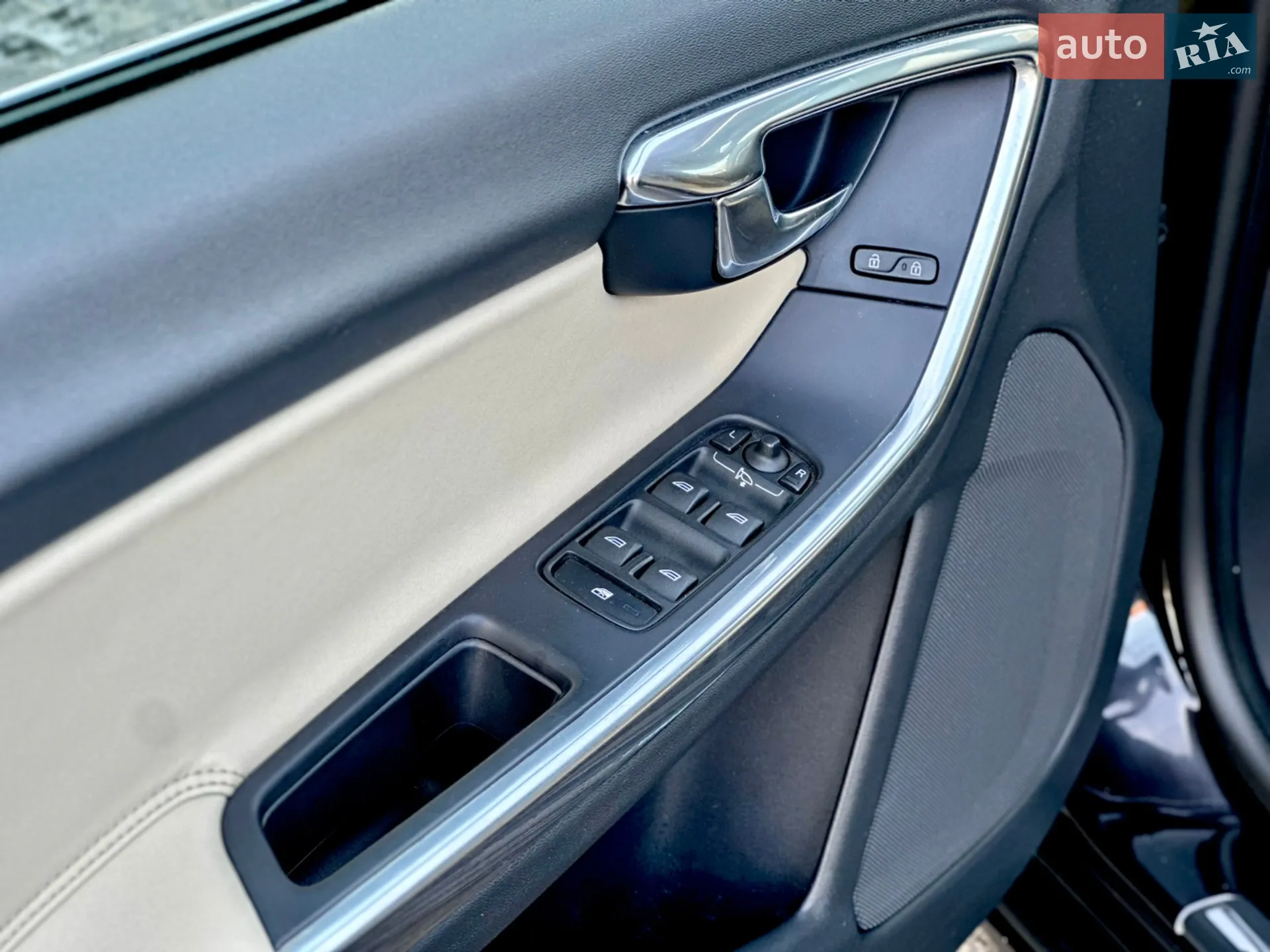 2013 Volvo V60 - мініатюра 17