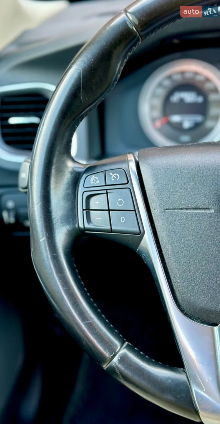 2013 Volvo V60 - мініатюра 26