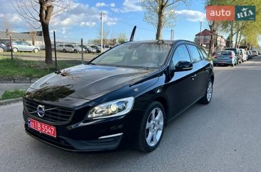Універсал Volvo V60 2015 в Луцьку