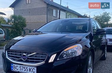 Универсал Volvo V60 2011 в Стрые