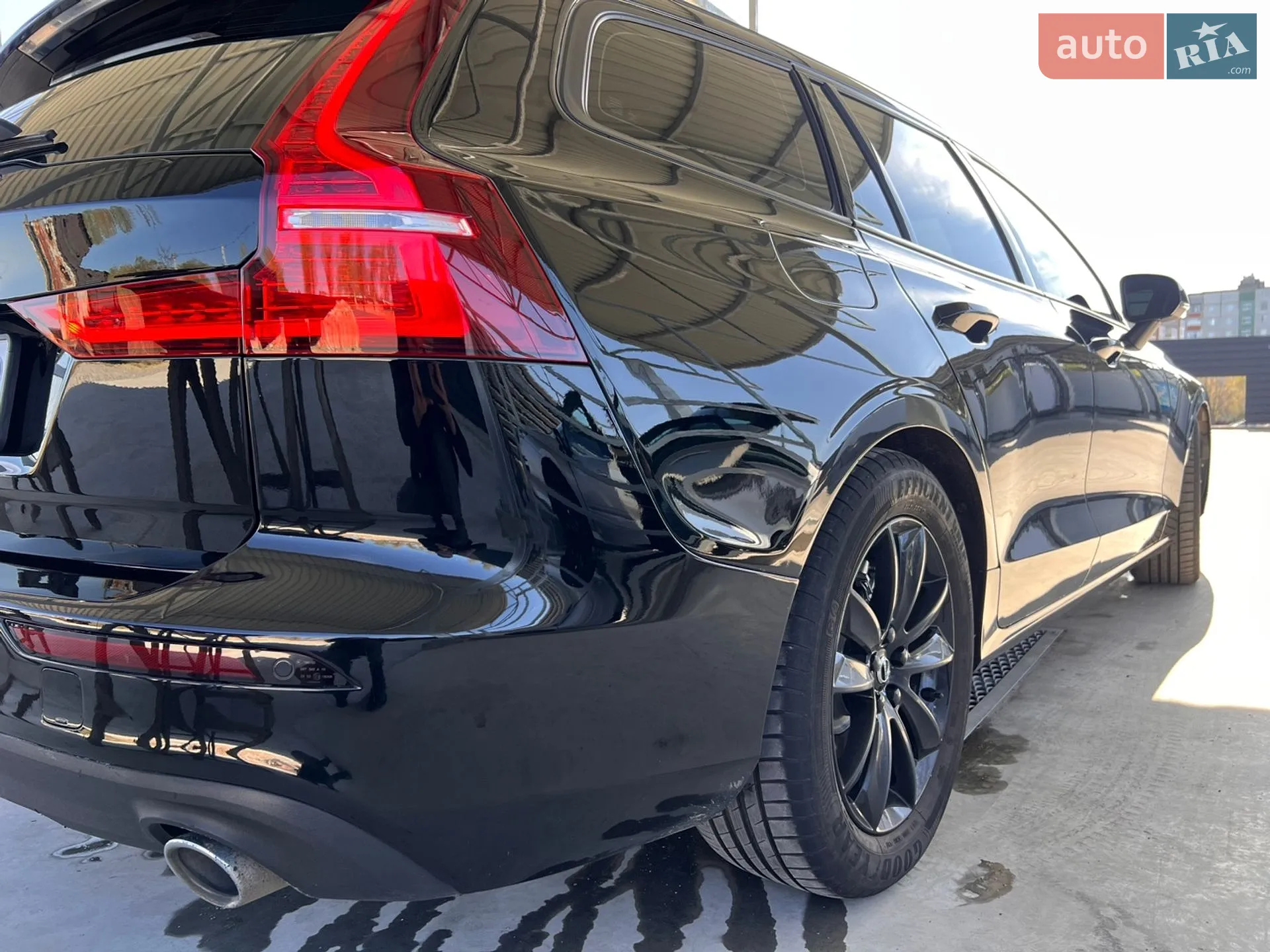 2019 Volvo V60 - мініатюра 3