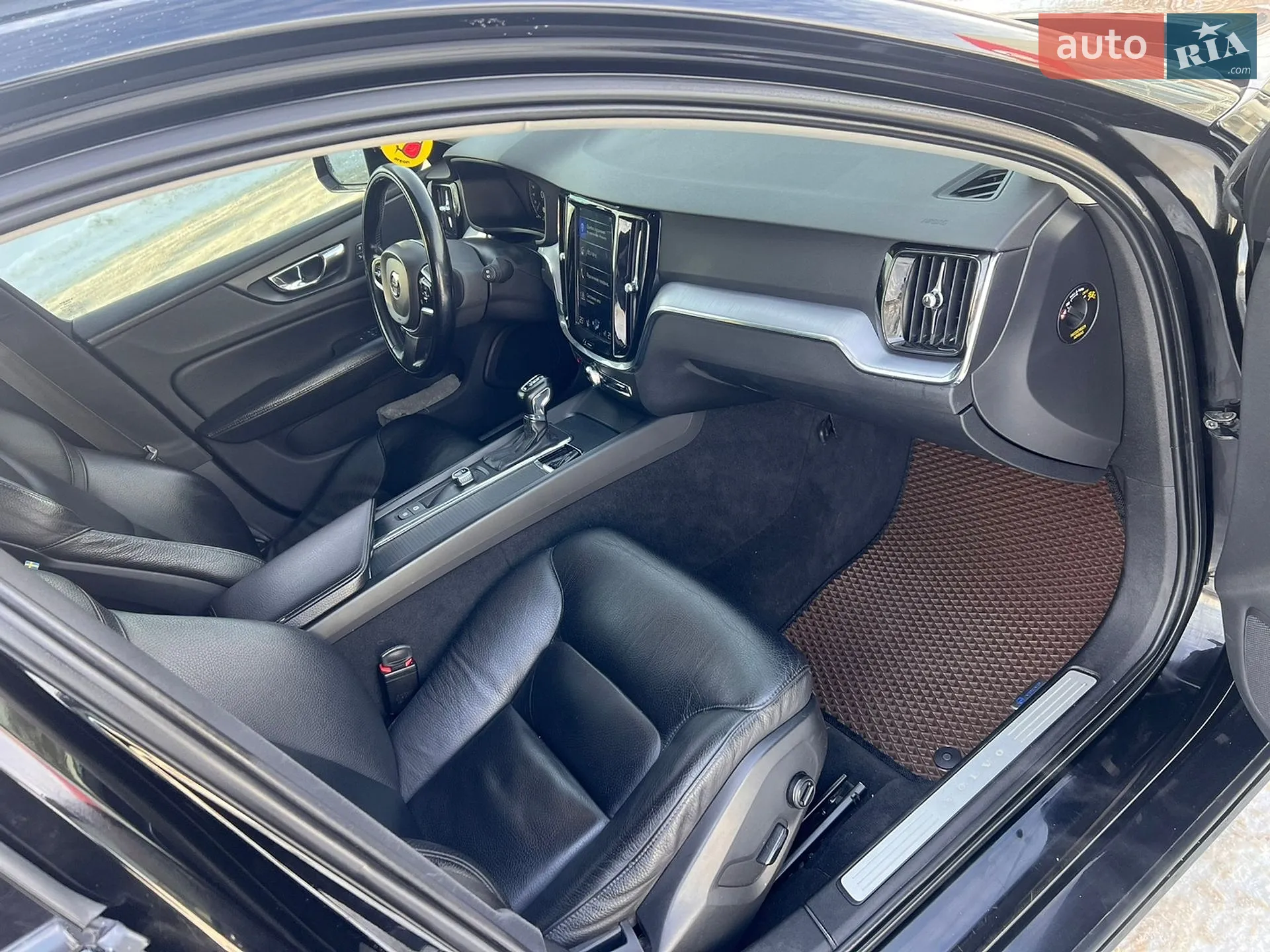 2019 Volvo V60 - мініатюра 7
