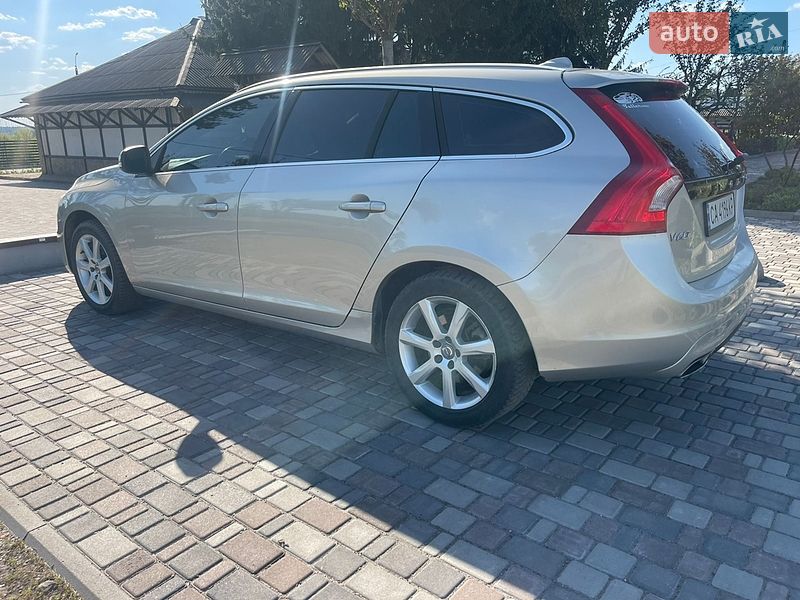 Универсал Volvo V60 2016 в Смеле