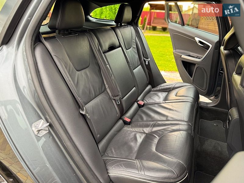 Універсал Volvo V60 2017 в Дрогобичі