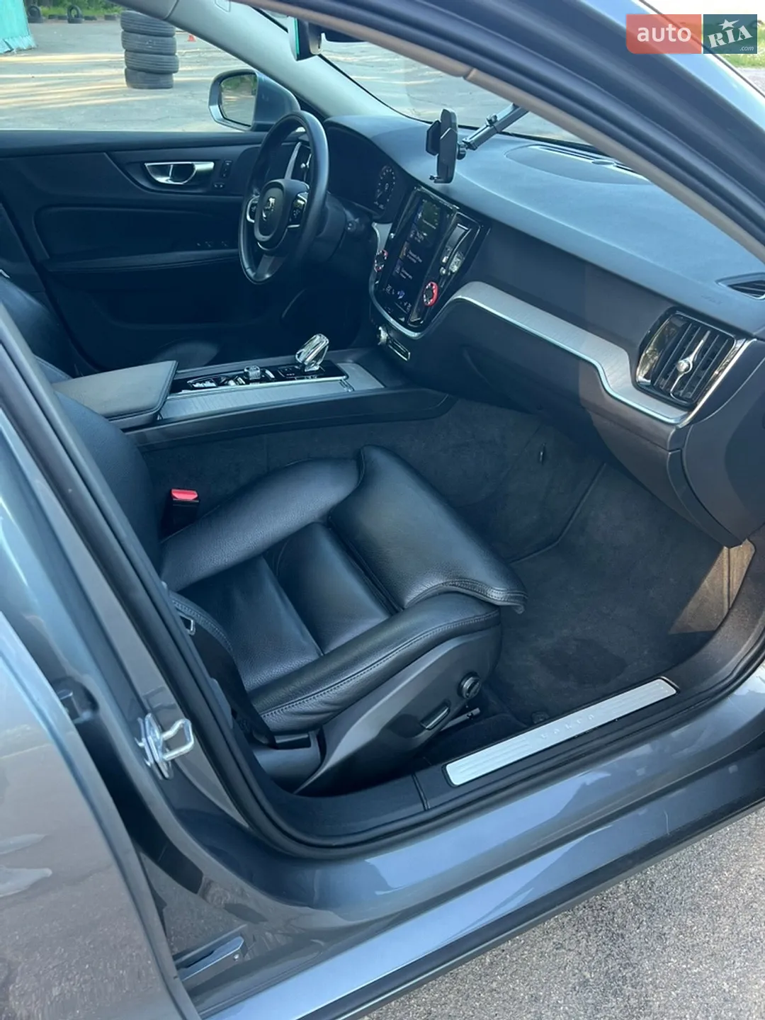 2020 Volvo V60 - мініатюра 13