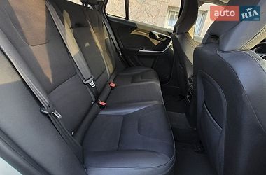 Універсал Volvo V60 2011 в Кривому Розі