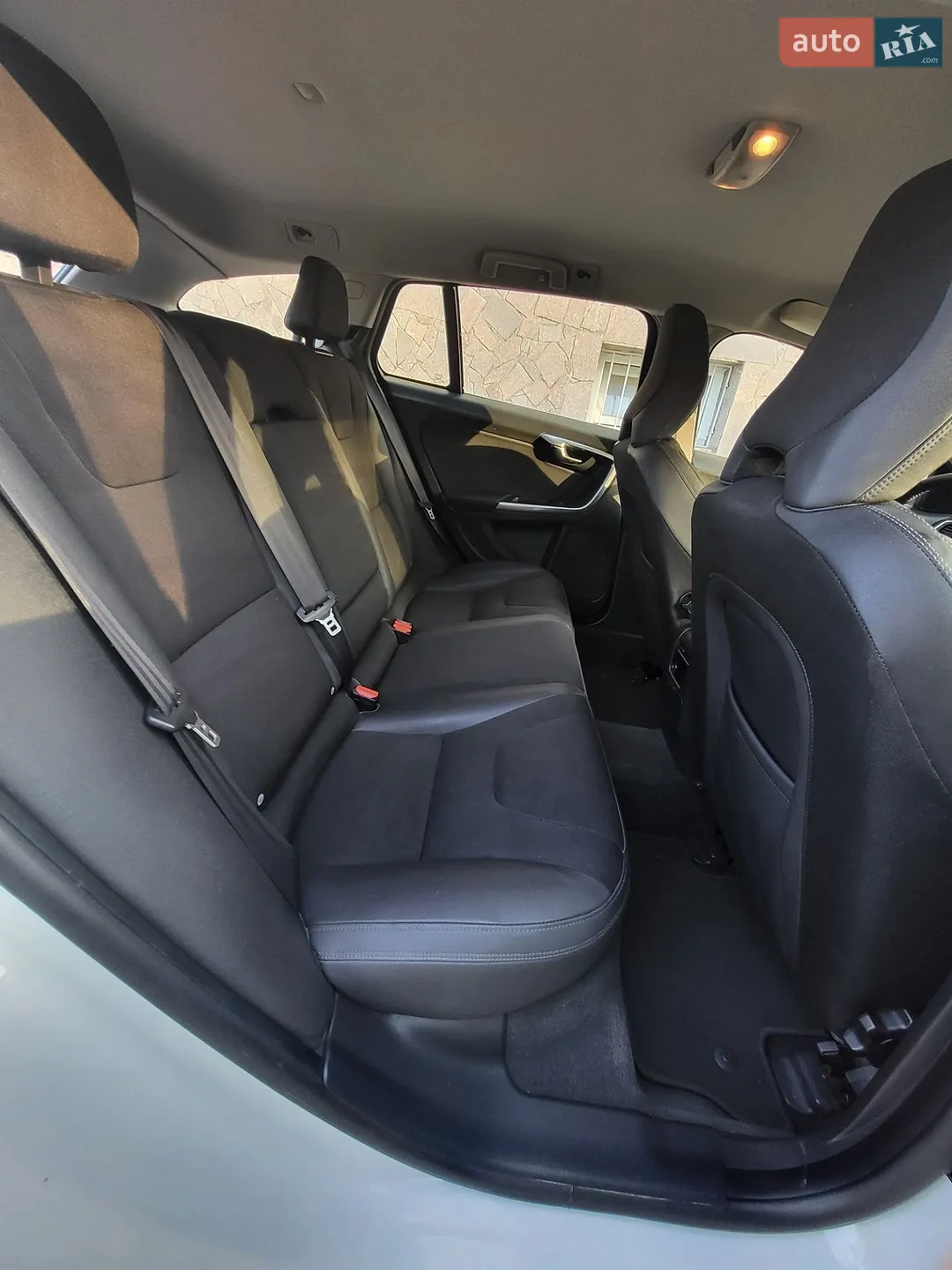 2011 Volvo V60 - мініатюра 12