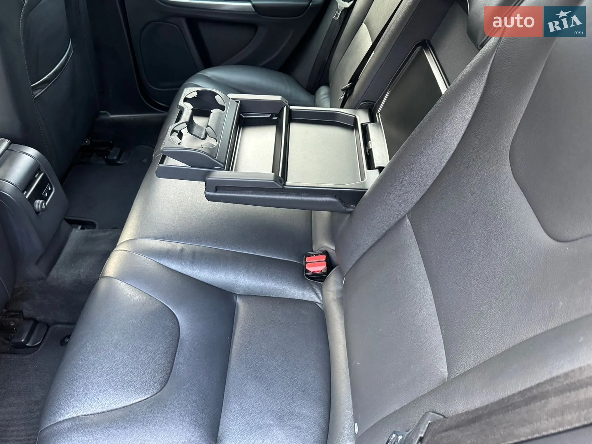 2015 Volvo V60 - мініатюра 32