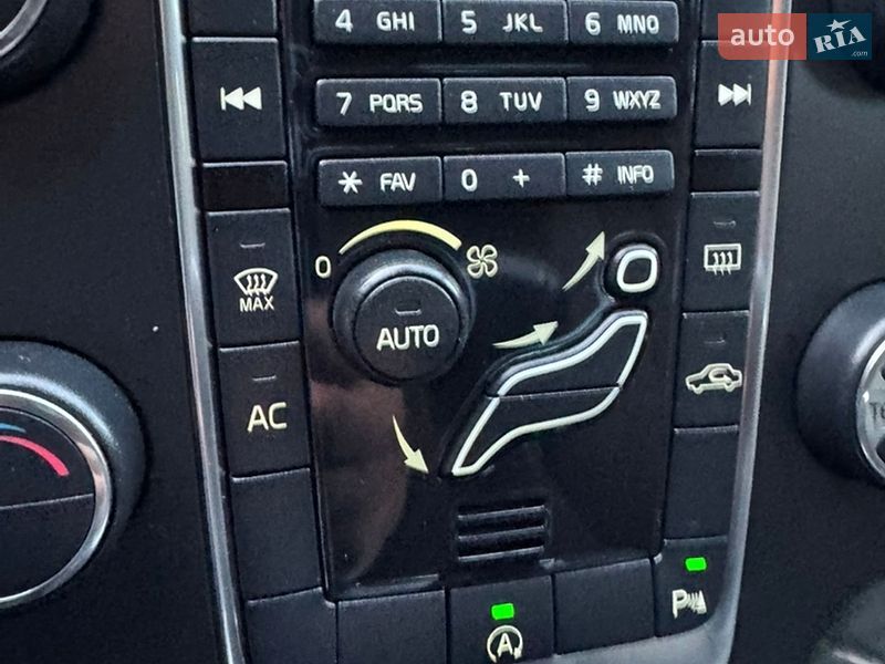 Універсал Volvo V60 2012 в Львові фото 23 Універсал Volvo V60 2012 в Львові