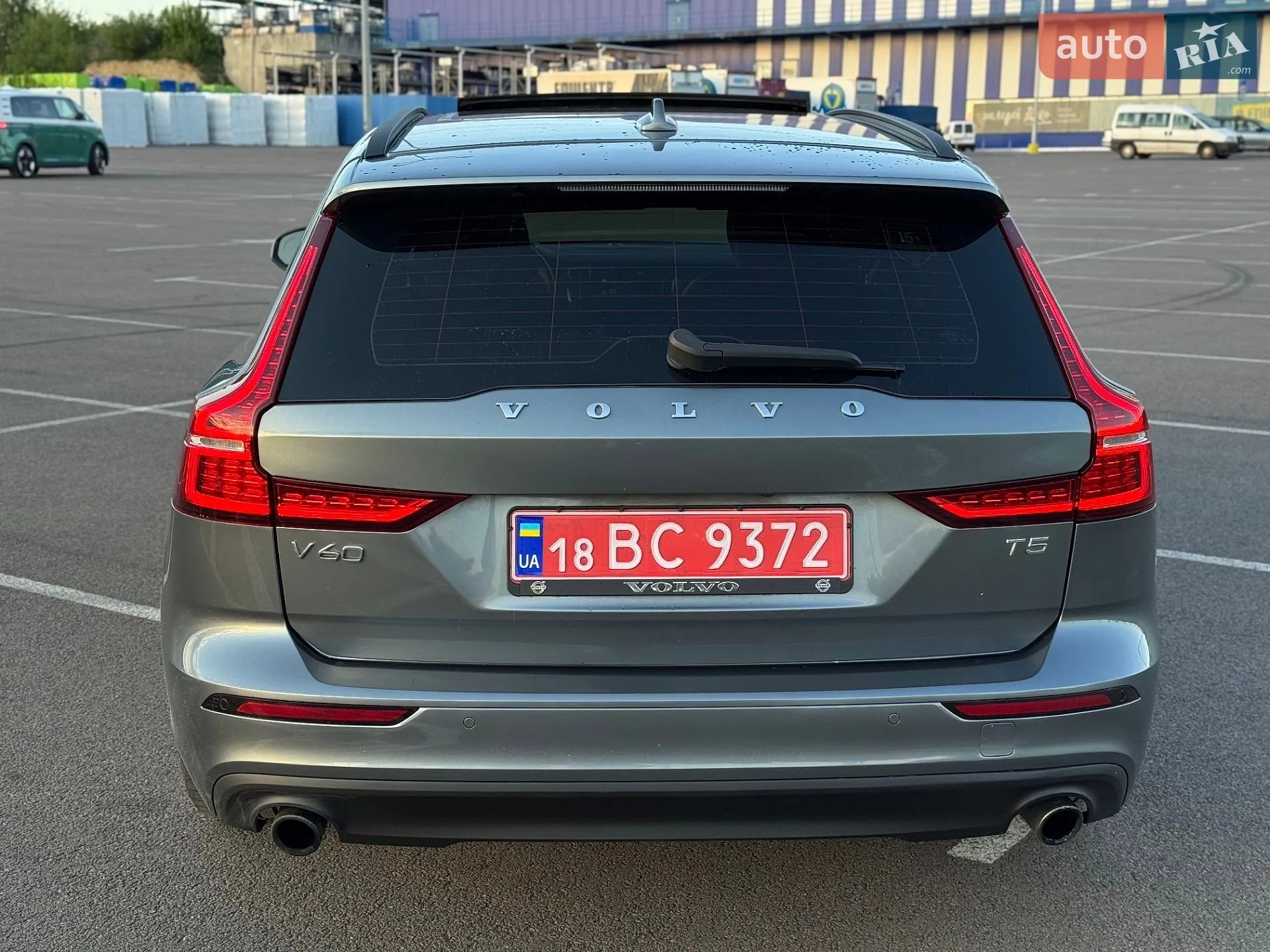 2019 Volvo V60 - мініатюра 10