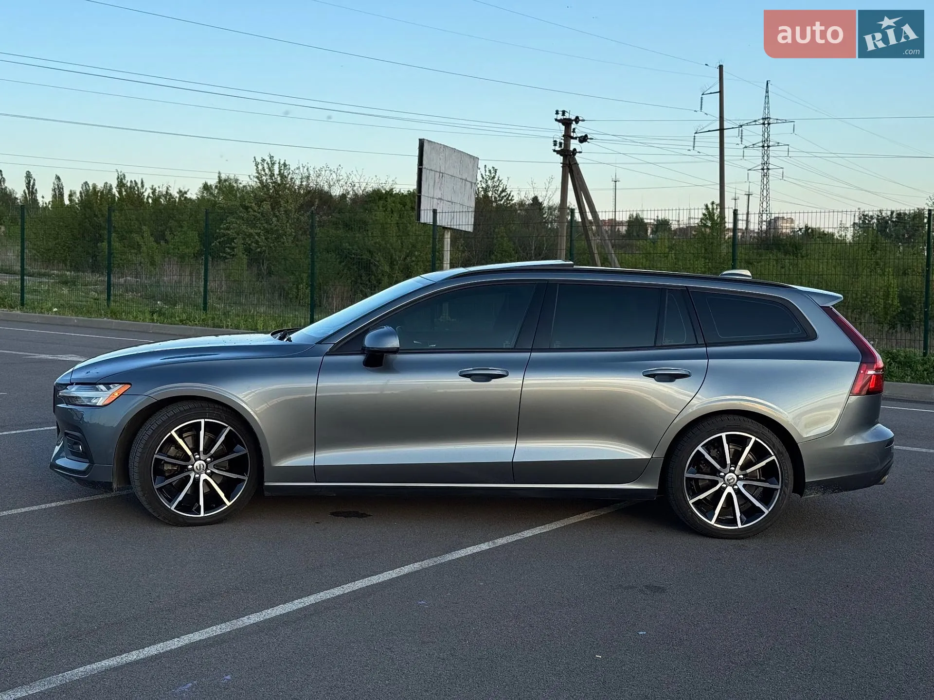 2019 Volvo V60 - мініатюра 5