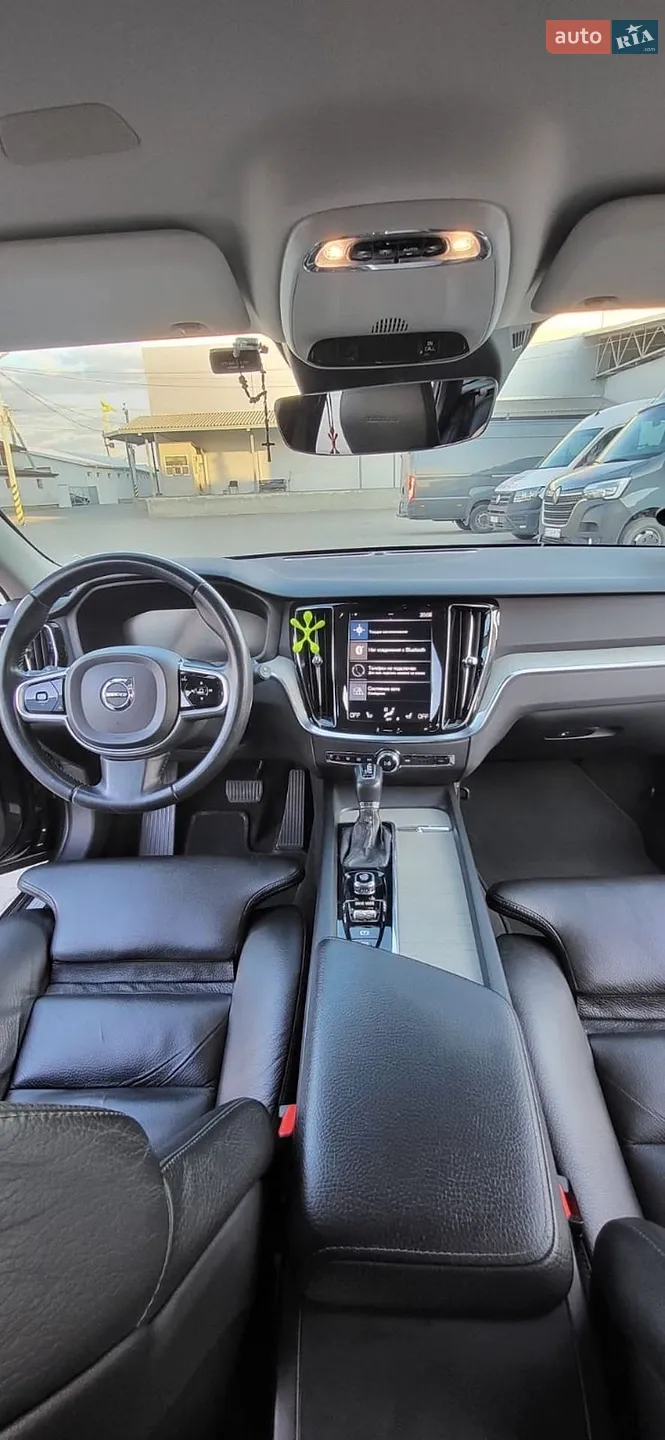 2018 Volvo V60 - мініатюра 13