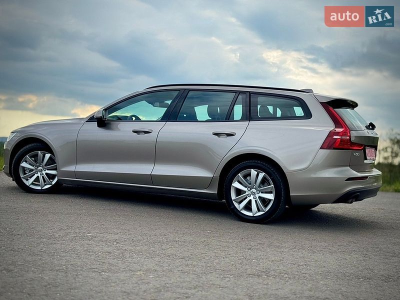 Универсал Volvo V60 2021 в Трускавце