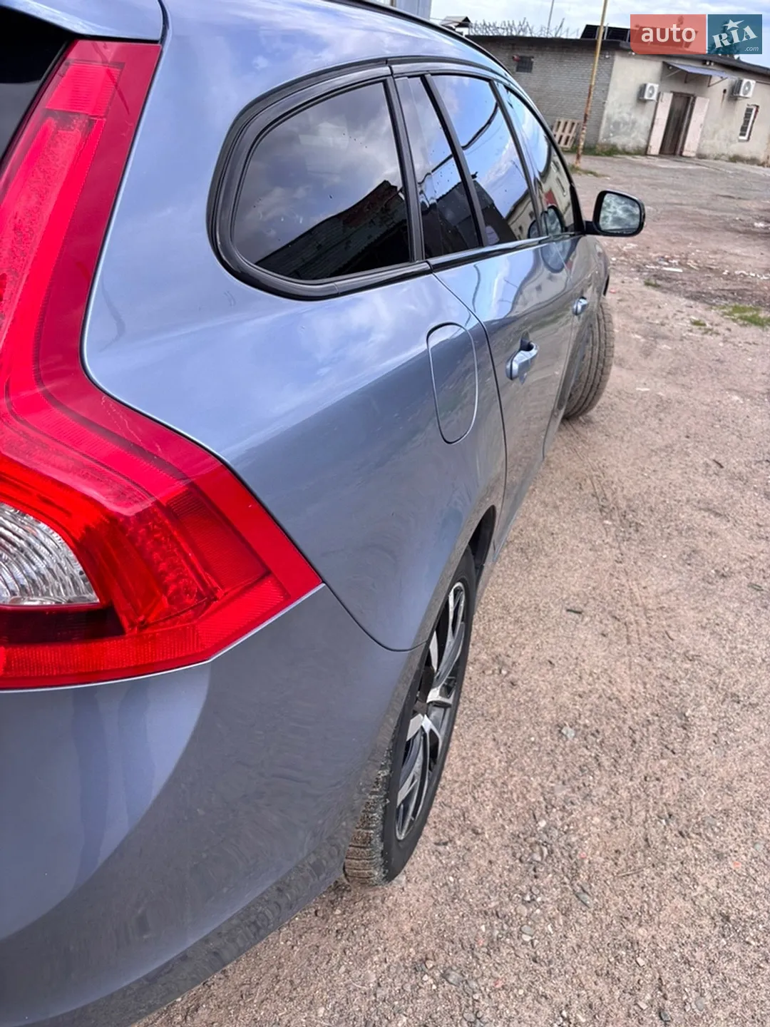 2018 Volvo V60 - мініатюра 9