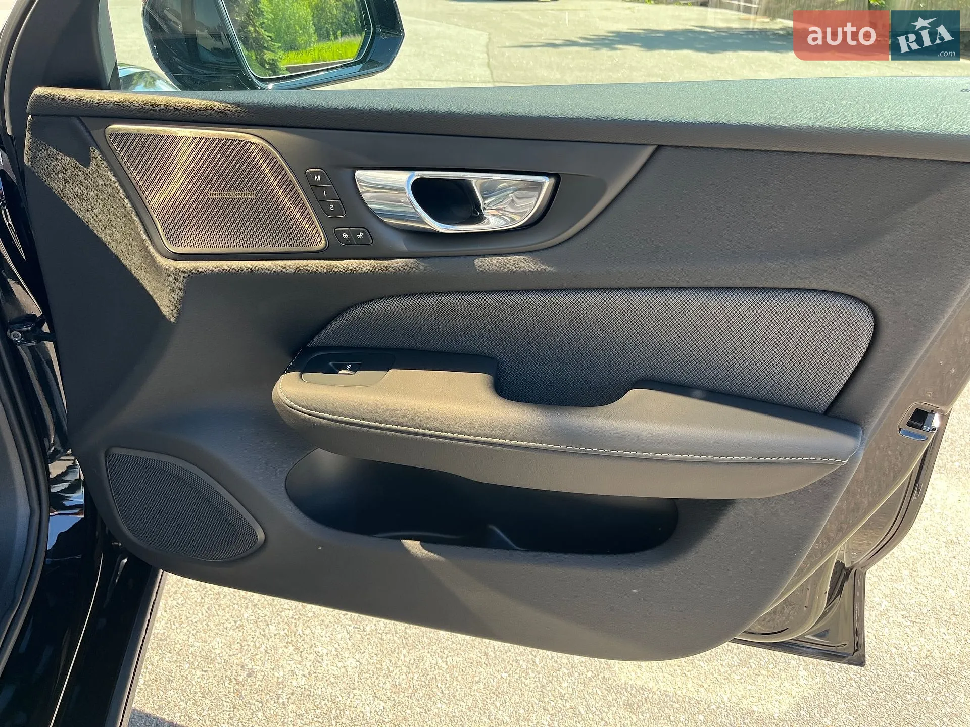 2019 Volvo V60 - мініатюра 18